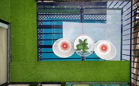 Almor Hostel With Pool In Right Center