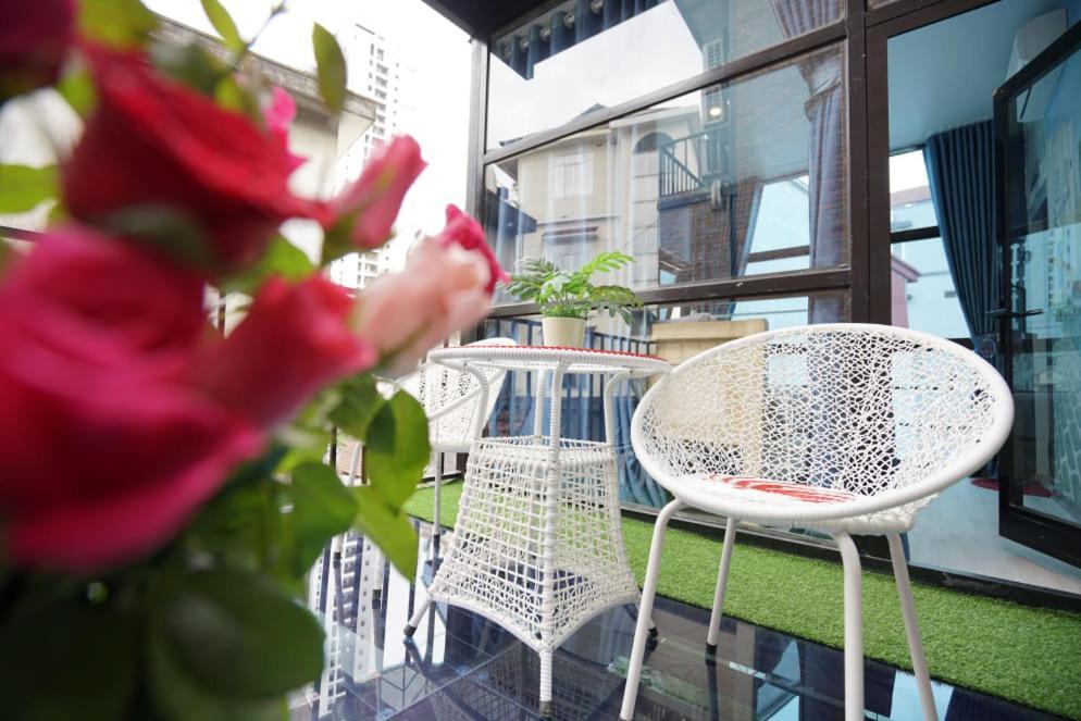 Almor Hostel With Pool In Right Center Hạ Long Extérieur photo