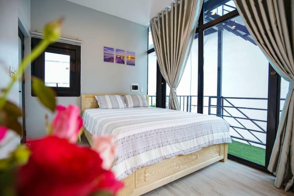 Almor Hostel With Pool In Right Center Hạ Long Extérieur photo