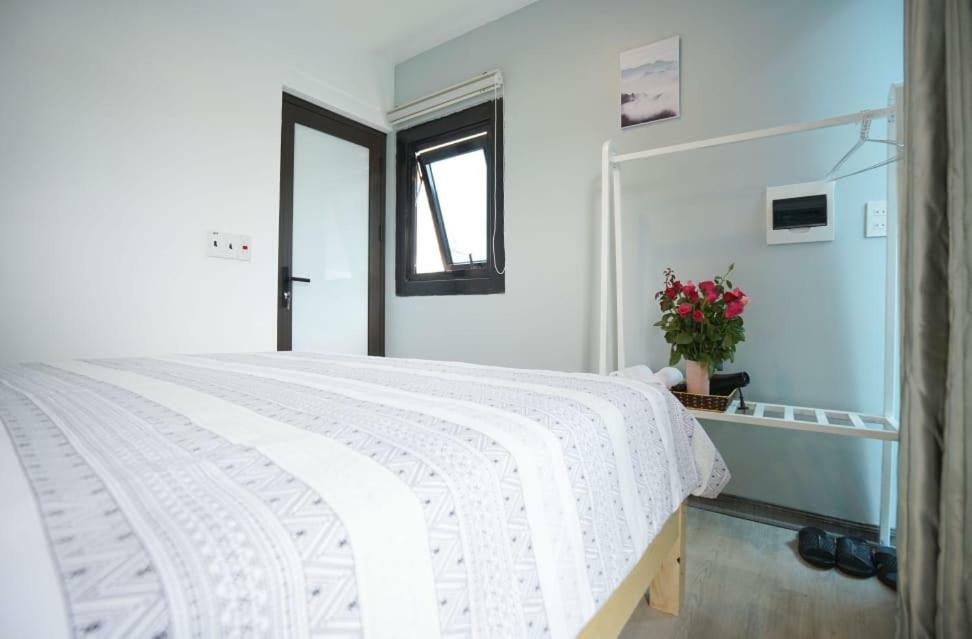 Almor Hostel With Pool In Right Center Hạ Long Extérieur photo